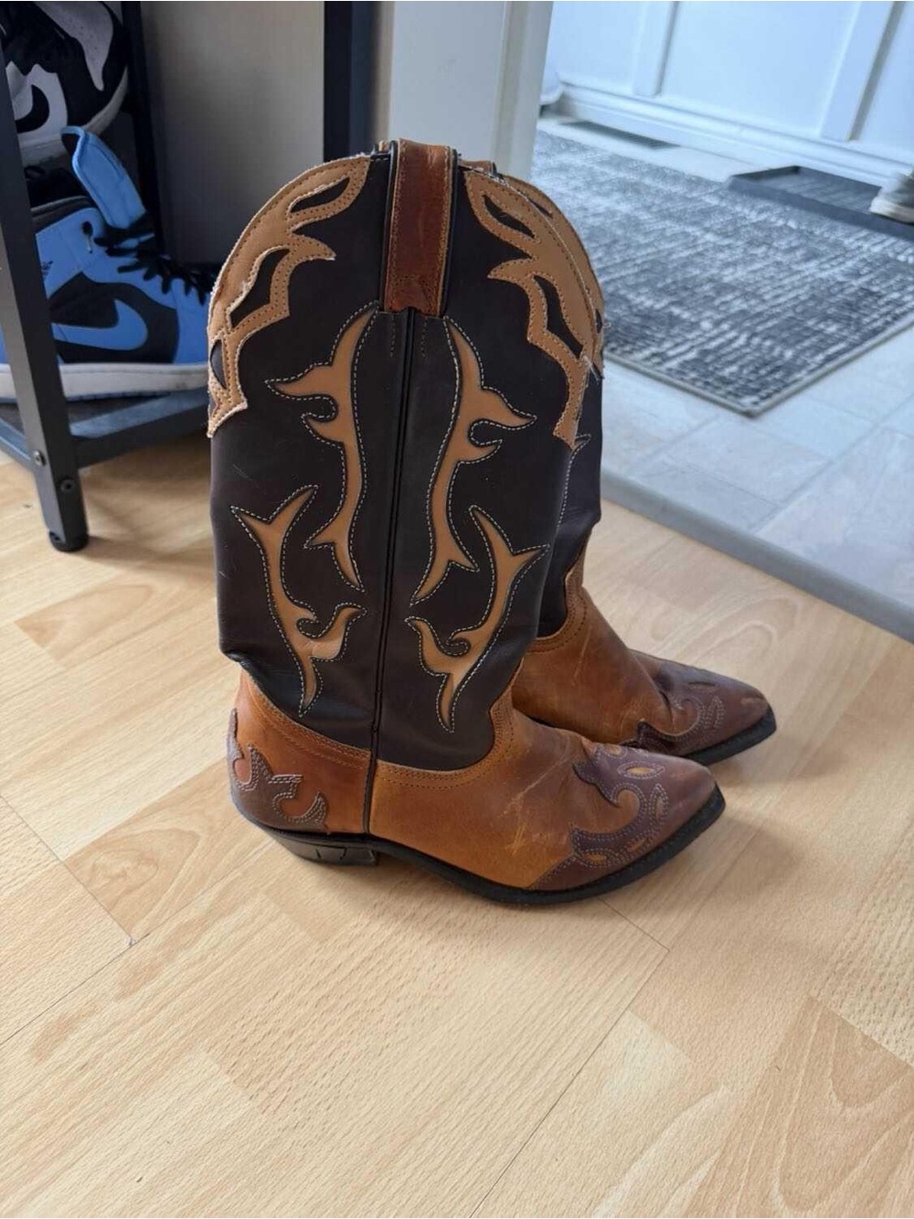 Vintage Silver Rebel Leather Cowboy Boots